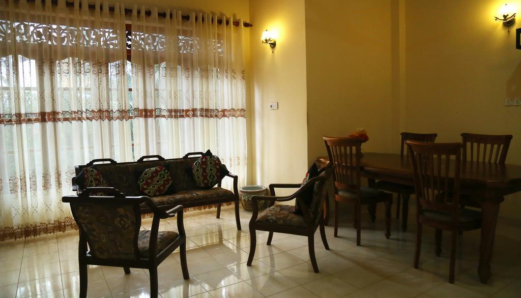 Serenity Villa Hikkaduwa Exterior photo